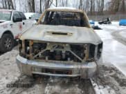 ✅ 2017 Chevrolet Silverado 2500HD Work Truck • VIN: 1GC1KUEY4HF195632 • Lot: 44781235. Wystawiony na Copart z przebiegiem Nie podano. Bezpłatny archiwum sprzedaży aukcyjnych z USA i szczegółowy raport historii pojazdu na DreamBid. Zdjęcie 5.