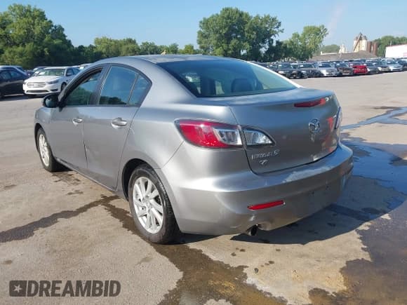 ✅ 2012 Mazda 3 i Touring • VIN: JM1BL1VF7C1516003 • Lot: 43039621. Listed on IAAI with 178,524 mi. Free auction sales archive from the USA and detailed vehicle history report at DreamBid. Image 3.