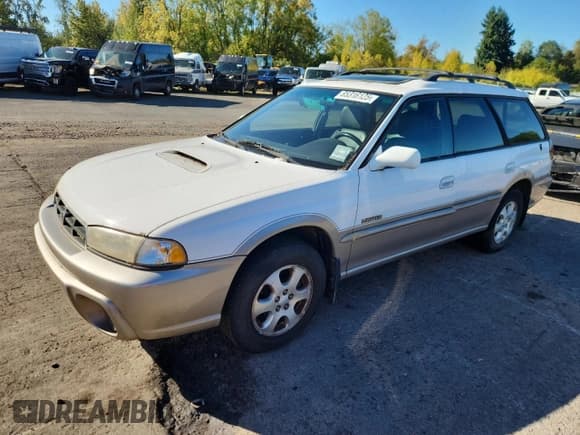 ✅ 1999 Subaru Legacy Outback • VIN: 4S3BG6857X7649500 • Лот: 85316125. Опубликован ранее на Copart с пробегом 76 239 миль. Бесплатный доступ к архиву аукционных продаж из США и подробный отчёт об истории автомобиля на DreamBid. Изображение 1.
