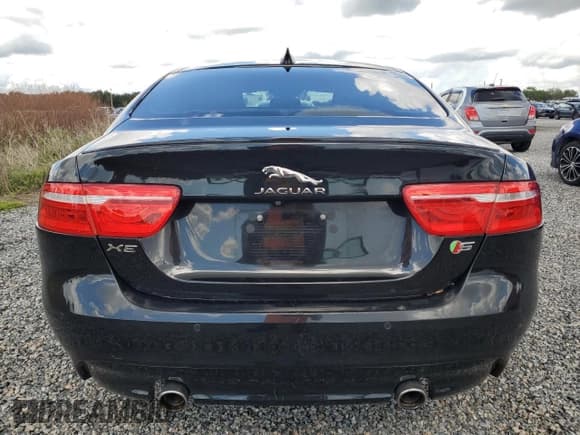 ✅ 2018 Jaguar XE S • VIN: SAJAG4FV0JCP17087 • Lot: 74130924. Listed on Copart with Not provided. Free auction sales archive from the USA and detailed vehicle history report at DreamBid. Image 6.