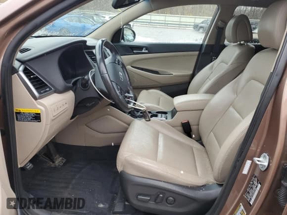 ✅ 2016 Hyundai Tucson Limited • VIN: KM8J33A29GU073802 • Лот: 91967875. Опубликован ранее на Copart с пробегом 56 952 миль. Бесплатный доступ к архиву аукционных продаж из США и подробный отчёт об истории автомобиля на DreamBid. Изображение 7.