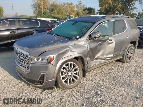 ✅ 2020 GMC Acadia Denali • VIN: 1GKKNXLS0LZ230478 • Lot: 43226663. Listed on IAAI with 82,247 mi. Free auction sales archive from the USA and detailed vehicle history report at DreamBid. Image 17.