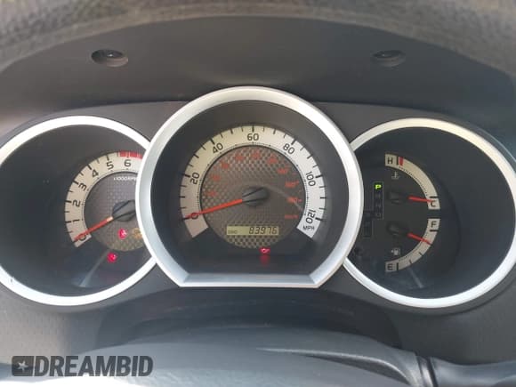 ✅ 2011 Toyota Tacoma • VIN: 5TFTX4CN5BX008774 • Lot: 41805170. Listed on IAAI with 83,976 mi. Free auction sales archive from the USA and detailed vehicle history report at DreamBid. Image 7.