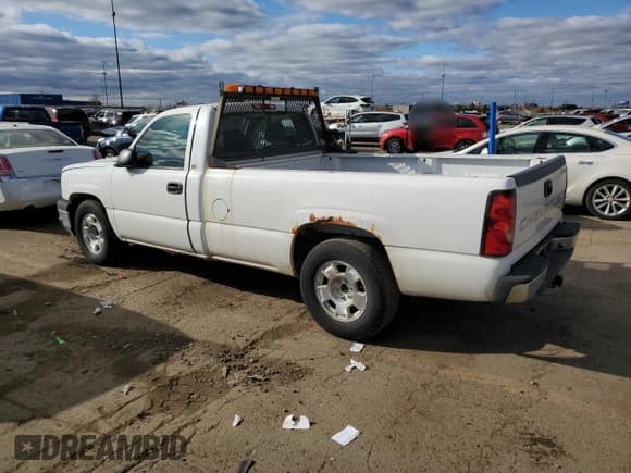 ✅ 2005 Chevrolet Silverado 1500 Work Truck • VIN: 1GCEC14X85Z143470 • Лот: 77782054. Опубликован ранее на Copart с пробегом 137 964 миль. Бесплатный доступ к архиву аукционных продаж из США и подробный отчёт об истории автомобиля на DreamBid. Изображение 2.