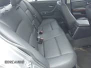 ✅ 2009 BMW 3 Series 328i • VIN: WBAPH77549NM29883 • Lot: 43086160. Listed on IAAI with 115,416 mi. Free auction sales archive from the USA and detailed vehicle history report at DreamBid. Image 8.