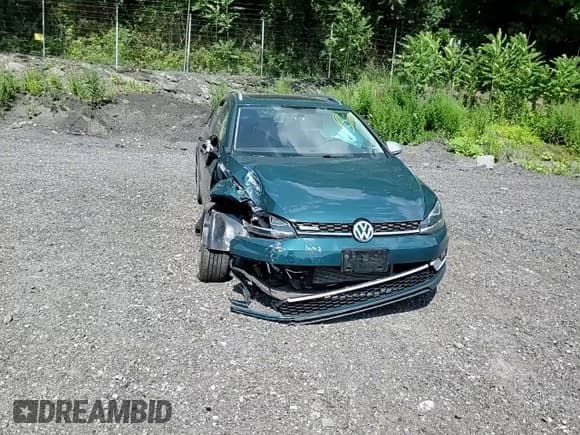 ✅ 2019 Volkswagen Golf S • VIN: 3VWM17AU7KM520797 • Лот: 64802045. Опубликован ранее на Copart с пробегом 48 848 миль. Бесплатный доступ к архиву аукционных продаж из США и подробный отчёт об истории автомобиля на DreamBid. Изображение 13.