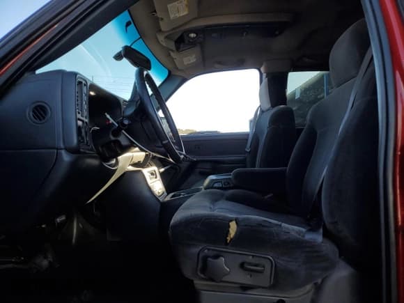 ✅ 2002 Chevrolet Silverado 1500 LT • VIN: 2GCEK19TX21205500 • Лот: 77804774. Опубликован ранее на Copart с пробегом 263 829 миль. Бесплатный доступ к архиву аукционных продаж из США и подробный отчёт об истории автомобиля на DreamBid. Изображение 7.