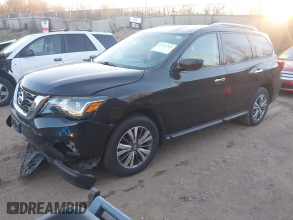 ✅ 2018 Nissan Pathfinder SL • VIN: 5N1DR2MM6JC659079 • Lot: 43738260. Listed on IAAI with 88,480 mi. Free auction sales archive from the USA and detailed vehicle history report at DreamBid. Image 2.