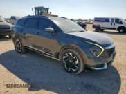 ✅ 2023 Kia Sportage SX-Prestige • VIN: 5XYK53AF5PG042716 • Lot: 82466745. Wystawiony na Copart z przebiegiem 82 250 mil. Bezpłatny archiwum sprzedaży aukcyjnych z USA i szczegółowy raport historii pojazdu na DreamBid. Zdjęcie 4.