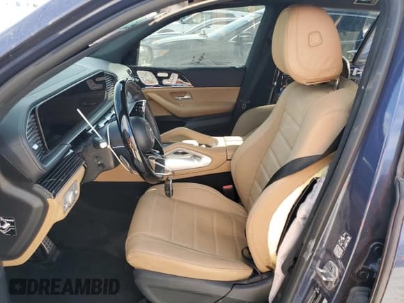 ✅ 2024 Mercedes-Benz GLS 580 • VIN: 4JGFF8FE0RB065082 • Lot: 87834325. Wystawiony na Copart z przebiegiem 26 705 mil. Bezpłatny archiwum sprzedaży aukcyjnych z USA i szczegółowy raport historii pojazdu na DreamBid. Zdjęcie 7.