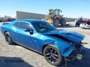 ✅ 2020 Dodge Challenger SXT • VIN: 2C3CDZAG6LH173799 • Lot: 43418277. Wystawiony na IAAI z przebiegiem 76 833 mil. Bezpłatny archiwum sprzedaży aukcyjnych z USA i szczegółowy raport historii pojazdu na DreamBid. Zdjęcie 1.