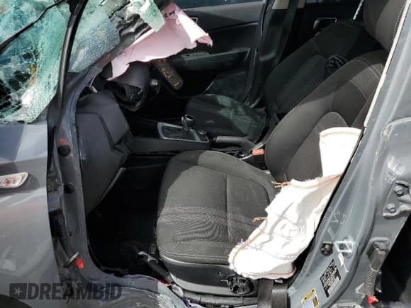 ✅ 2023 Hyundai Venue SEL • VIN: KMHRC8A31PU221871 • Лот: 83877145. Опубликован ранее на Copart с пробегом Не указан. Бесплатный доступ к архиву аукционных продаж из США и подробный отчёт об истории автомобиля на DreamBid. Изображение 7.