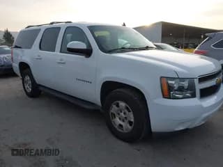 ✅ 2013 Chevrolet Suburban LT • VIN: 1GNSKJE78DR327866 • Lot: 43775514. Listed on IAAI with 176,219 mi. Free auction sales archive from the USA and detailed vehicle history report at DreamBid. Image 1.