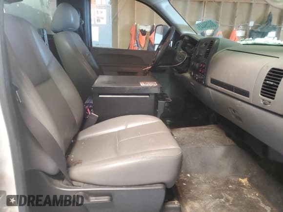 ✅ 2012 Chevrolet Silverado 2500HD Work Truck • VIN: 1GB0CVCG2CF207539 • Lot: 47249085. Listed on Copart with 125,552 mi. Free auction sales archive from the USA and detailed vehicle history report at DreamBid. Image 10.