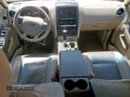 ✅ 2006 Ford Explorer XLT • VIN: 1FMEU63E06UA12893 • Лот: 58026715. Опубликован ранее на Copart с пробегом 200 767 миль. Бесплатный доступ к архиву аукционных продаж из США и подробный отчёт об истории автомобиля на DreamBid. Изображение 8.