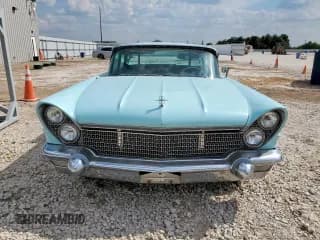 ✅ 1960 Lincoln Continental • VIN: Y82H408807 • Lot: 81119505. Wystawiony na Copart z przebiegiem 67 508 mil. Bezpłatny archiwum sprzedaży aukcyjnych z USA i szczegółowy raport historii pojazdu na DreamBid. Zdjęcie 5.