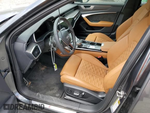 ✅ 2021 Audi RS 6 • VIN: WUA1CBF23MN902752 • Lot: 55105153. Listed on Copart with 10,451 mi. Free auction sales archive from the USA and detailed vehicle history report at DreamBid. Image 7.