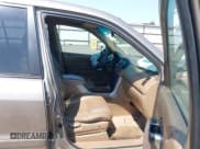 ✅ 2003 Honda Pilot EX • VIN: 2HKYF18653H598920 • Lot: 42426339. Listed on IAAI with 274,455 mi. Free auction sales archive from the USA and detailed vehicle history report at DreamBid. Image 5.