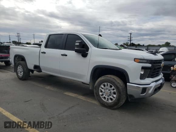✅ 2025 Chevrolet Silverado 3500 • VIN: 1GC4KSEY8SF109635 • Lot: 82003885. Listed on Copart with 12,357 mi. Free auction sales archive from the USA and detailed vehicle history report at DreamBid. Image 4.