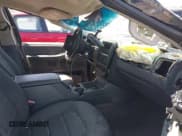 ✅ 2002 Ford Explorer XLS • VIN: 1FMDU72K22ZC48368 • Lot: 42017501. Wystawiony na IAAI z przebiegiem 139 875 mil. Bezpłatny archiwum sprzedaży aukcyjnych z USA i szczegółowy raport historii pojazdu na DreamBid. Zdjęcie 5.