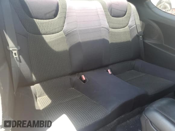 ✅ 2010 Hyundai Genesis Coupe • VIN: KMHHT6KD5AU014219 • Lot: 55022775. Wystawiony na Copart z przebiegiem 126 043 mil. Bezpłatny archiwum sprzedaży aukcyjnych z USA i szczegółowy raport historii pojazdu na DreamBid. Zdjęcie 10.