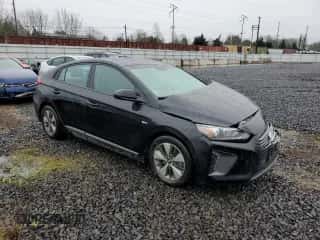 2018 Hyundai Ioniq z VIN KMHC65LD7JU076084, wystawiony jako Copart lot #82922413 z przebiegiem Nie podano mil oraz . Historia ofert i sprzedaży dostępna na DreamBid. Obrazek 4.