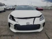 ✅ 2024 Toyota 86 • VIN: JF1ZNBB19R9752367 • Лот: 58743245. Опубликован ранее на Copart с пробегом 8 605 миль. Бесплатный доступ к архиву аукционных продаж из США и подробный отчёт об истории автомобиля на DreamBid. Изображение 5.