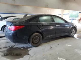 ✅ 2013 Hyundai Sonata GLS • VIN: 5NPEB4AC7DH607697 • Lot: 81930795. Listed on Copart with 208,035 mi. Free auction sales archive from the USA and detailed vehicle history report at DreamBid. Image 3.