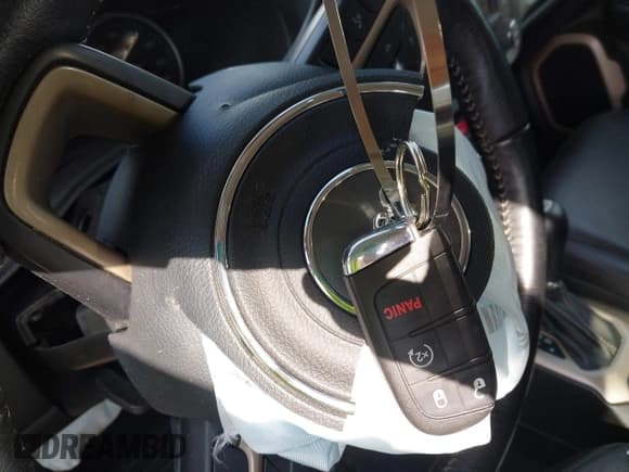 ✅ 2017 Jeep Renegade Limited • VIN: ZACCJBDB3HPG60590 • Лот: 42521527. Опубликован ранее на IAAI с пробегом 79 455 миль. Бесплатный доступ к архиву аукционных продаж из США и подробный отчёт об истории автомобиля на DreamBid. Изображение 11.