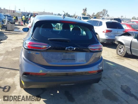 ✅ 2022 Chevrolet Bolt EV 2LT • VIN: 1G1FX6S00N4104339 • Lot: 41762459. Wystawiony na IAAI z przebiegiem 52 966 mil. Bezpłatny archiwum sprzedaży aukcyjnych z USA i szczegółowy raport historii pojazdu na DreamBid. Zdjęcie 16.