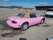 ✅ 1993 Mazda MX-5 Miata • VIN: JM1NA3519P1418681 • Lot: 41741615. Wystawiony na IAAI z przebiegiem 115 379 mil. Bezpłatny archiwum sprzedaży aukcyjnych z USA i szczegółowy raport historii pojazdu na DreamBid. Zdjęcie 4.