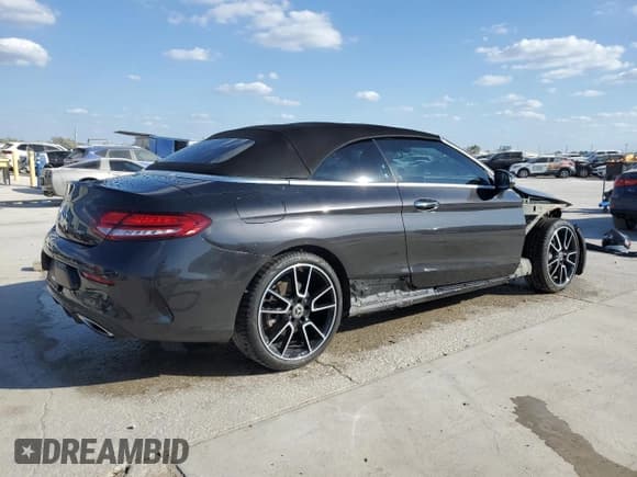 ✅ 2020 Mercedes-Benz C 300 • VIN: W1KWK8DB0LF996311 • Лот: 77194724. Опубликован ранее на Copart с пробегом 66 881 миль. Бесплатный доступ к архиву аукционных продаж из США и подробный отчёт об истории автомобиля на DreamBid. Изображение 3.