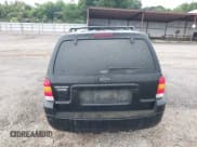 ✅ 2005 Ford Escape Limited • VIN: 1FMCU94105KA84482 • Лот: 42364481. Опубликован ранее на IAAI с пробегом 191 036 миль. Бесплатный доступ к архиву аукционных продаж из США и подробный отчёт об истории автомобиля на DreamBid. Изображение 15.