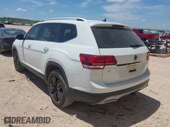 ✅ 2019 Volkswagen Atlas SE • VIN: 1V2WR2CAXKC541282 • Lot: 42522989. Wystawiony na IAAI z przebiegiem 119 422 mil. Bezpłatny archiwum sprzedaży aukcyjnych z USA i szczegółowy raport historii pojazdu na DreamBid. Zdjęcie 3.