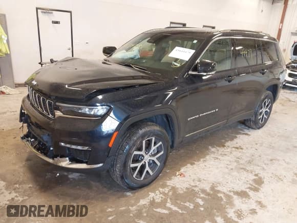✅ 2024 Jeep Grand Cherokee Limited • VIN: 1C4RJKBG7R8570795 • Lot: 43644479. Wystawiony na IAAI z przebiegiem 16 742 mil. Bezpłatny archiwum sprzedaży aukcyjnych z USA i szczegółowy raport historii pojazdu na DreamBid. Zdjęcie 2.
