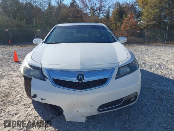 ✅ 2014 Acura TL Technology • VIN: 19UUA8F56EA002919 • Lot: 43696304. Wystawiony na IAAI z przebiegiem 126 924 mil. Bezpłatny archiwum sprzedaży aukcyjnych z USA i szczegółowy raport historii pojazdu na DreamBid. Zdjęcie 12.