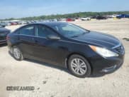 ✅ 2011 Hyundai Sonata GLS • VIN: 5NPEB4AC0BH155752 • Lot: 69568804. Listed on Copart with 200,184 mi. Free auction sales archive from the USA and detailed vehicle history report at DreamBid. Image 4.