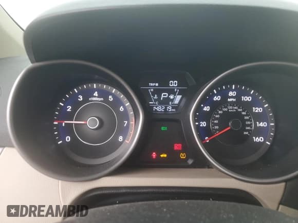 ✅ 2016 Hyundai Elantra SE • VIN: 5NPDH4AE7GH738466 • Lot: 65735535. Listed on Copart with 148,219 mi. Free auction sales archive from the USA and detailed vehicle history report at DreamBid. Image 9.