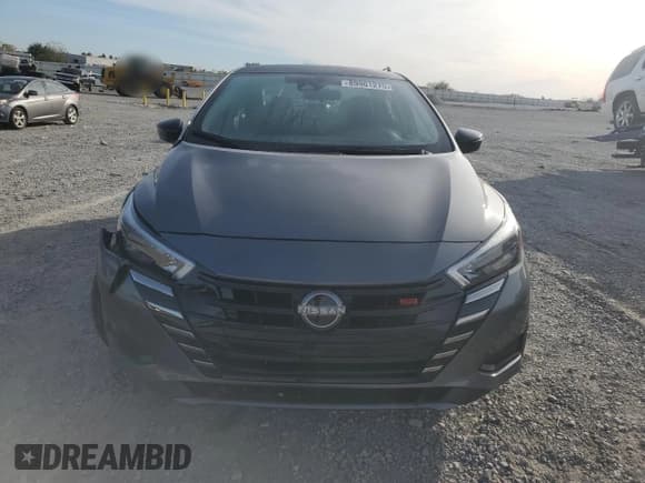 ✅ 2023 Nissan Versa SR • VIN: 3N1CN8FV7PL810063 • Lot: 89901275. Wystawiony na Copart z przebiegiem 18 693 mil. Bezpłatny archiwum sprzedaży aukcyjnych z USA i szczegółowy raport historii pojazdu na DreamBid. Zdjęcie 5.