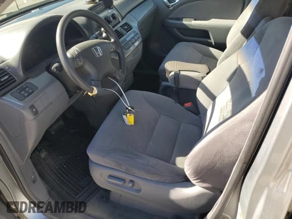 ✅ 2005 Honda Odyssey EX • VIN: 5FNRL38445B075543 • Lot: 87304915. Wystawiony na Copart z przebiegiem 179 145 mil. Bezpłatny archiwum sprzedaży aukcyjnych z USA i szczegółowy raport historii pojazdu na DreamBid. Zdjęcie 7.