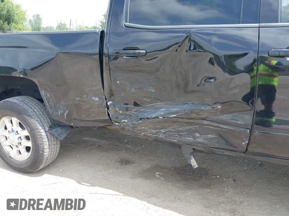 ✅ 2015 Chevrolet Silverado 2500HD LT • VIN: 1GC1KVEGXFF661574 • Lot: 42809342. Listed on IAAI with 265,001 mi. Free auction sales archive from the USA and detailed vehicle history report at DreamBid. Image 6.