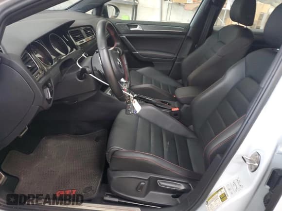 ✅ 2021 Volkswagen Golf GTI S • VIN: 3VW6T7AU8MM005748 • Лот: 71832405. Опубликован ранее на Copart с пробегом 47 411 миль. Бесплатный доступ к архиву аукционных продаж из США и подробный отчёт об истории автомобиля на DreamBid. Изображение 7.