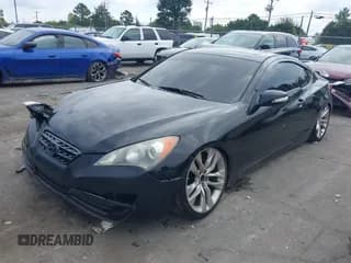 ✅ 2010 Hyundai Genesis Coupe • VIN: KMHHU6KH0AU017481 • Lot: 43252589. Wystawiony na IAAI z przebiegiem 132 076 mil. Bezpłatny archiwum sprzedaży aukcyjnych z USA i szczegółowy raport historii pojazdu na DreamBid. Zdjęcie 2.