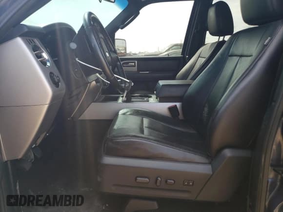 ✅ 2016 Ford Expedition XLT • VIN: 1FMJU1JTXGEF13207 • Лот: 80363125. Опубликован ранее на Copart с пробегом 218 565 миль. Бесплатный доступ к архиву аукционных продаж из США и подробный отчёт об истории автомобиля на DreamBid. Изображение 7.