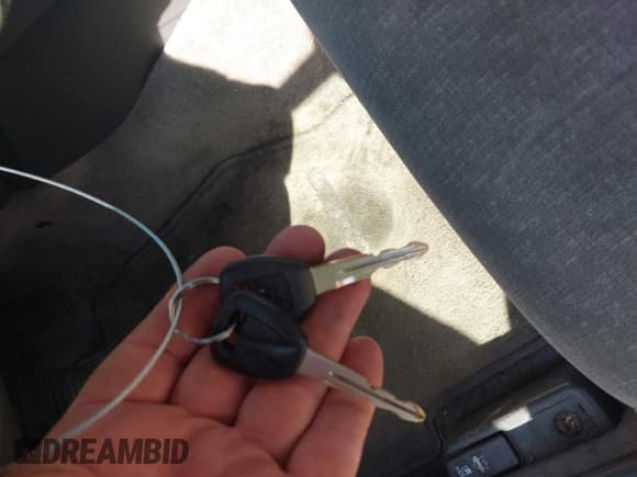 ✅ 2002 Honda Accord SE • VIN: 1HGCG56712A041830 • Lot: 42001605. Listed on IAAI with 201,451 mi. Free auction sales archive from the USA and detailed vehicle history report at DreamBid. Image 11.