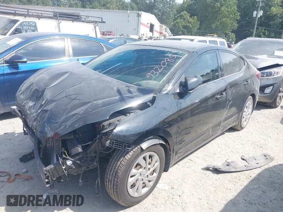 ✅ 2020 Hyundai Elantra SE • VIN: KMHD74LF6LU932085 • Lot: 43084514. Listed on IAAI with 49,631 mi. Free auction sales archive from the USA and detailed vehicle history report at DreamBid. Image 2.