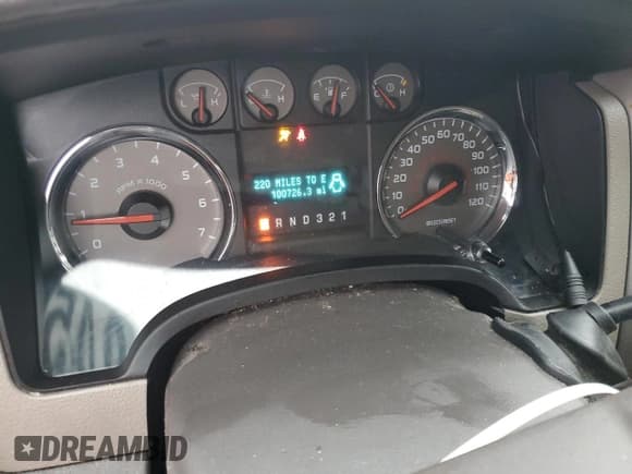 ✅ 2010 Ford F-150 XL • VIN: 1FTFW1EV8AFD53247 • Lot: 93210345. Wystawiony na Copart z przebiegiem 100 726 mil. Bezpłatny archiwum sprzedaży aukcyjnych z USA i szczegółowy raport historii pojazdu na DreamBid. Zdjęcie 9.