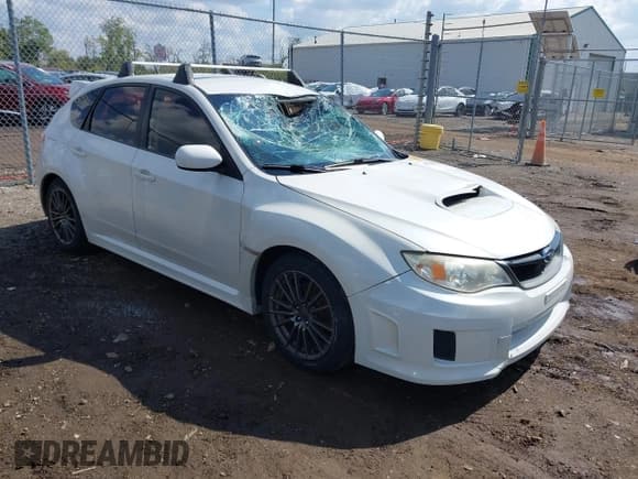 ✅ 2013 Subaru WRX WRX • VIN: JF1GR7E67DG207160 • Lot: 43319958. Wystawiony na IAAI z przebiegiem 170 803 mil. Bezpłatny archiwum sprzedaży aukcyjnych z USA i szczegółowy raport historii pojazdu na DreamBid. Zdjęcie 1.