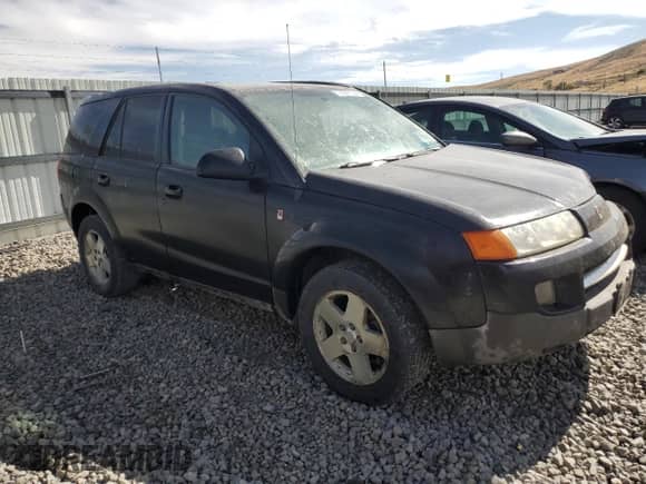 2005 Saturn VUE z VIN 5GZCZ63495S816770, wystawiony jako Copart lot #74347744 z przebiegiem 174 070 mil mil oraz Szkoda całkowita • Salvage title. Historia ofert i sprzedaży dostępna na DreamBid. Obrazek 4.