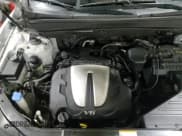 ✅ 2011 Hyundai Santa Fe Limited • VIN: 5XYZHDAG2BG016457 • Lot: 86369724. Listed on Copart with 125,852 mi. Free auction sales archive from the USA and detailed vehicle history report at DreamBid. Image 14.